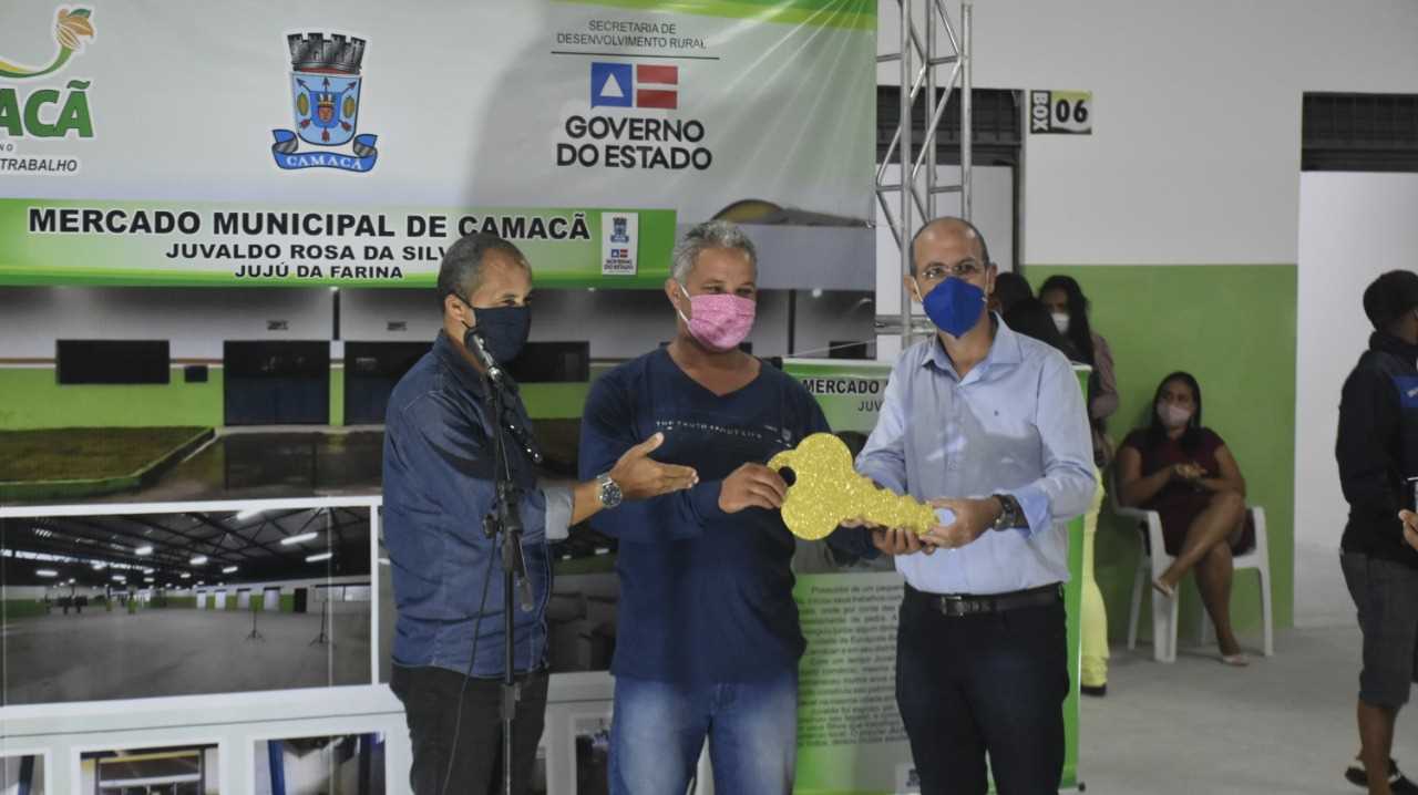 Camacã: Centro de Abastecimento (Mercado Municipal) é entregue com homenagem